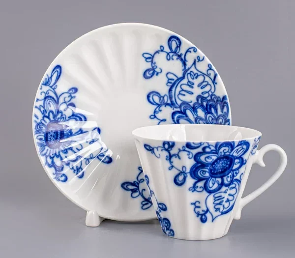 Imperial Porselen Çay fincanı ve fincan tabağı Radiant. Bahçe